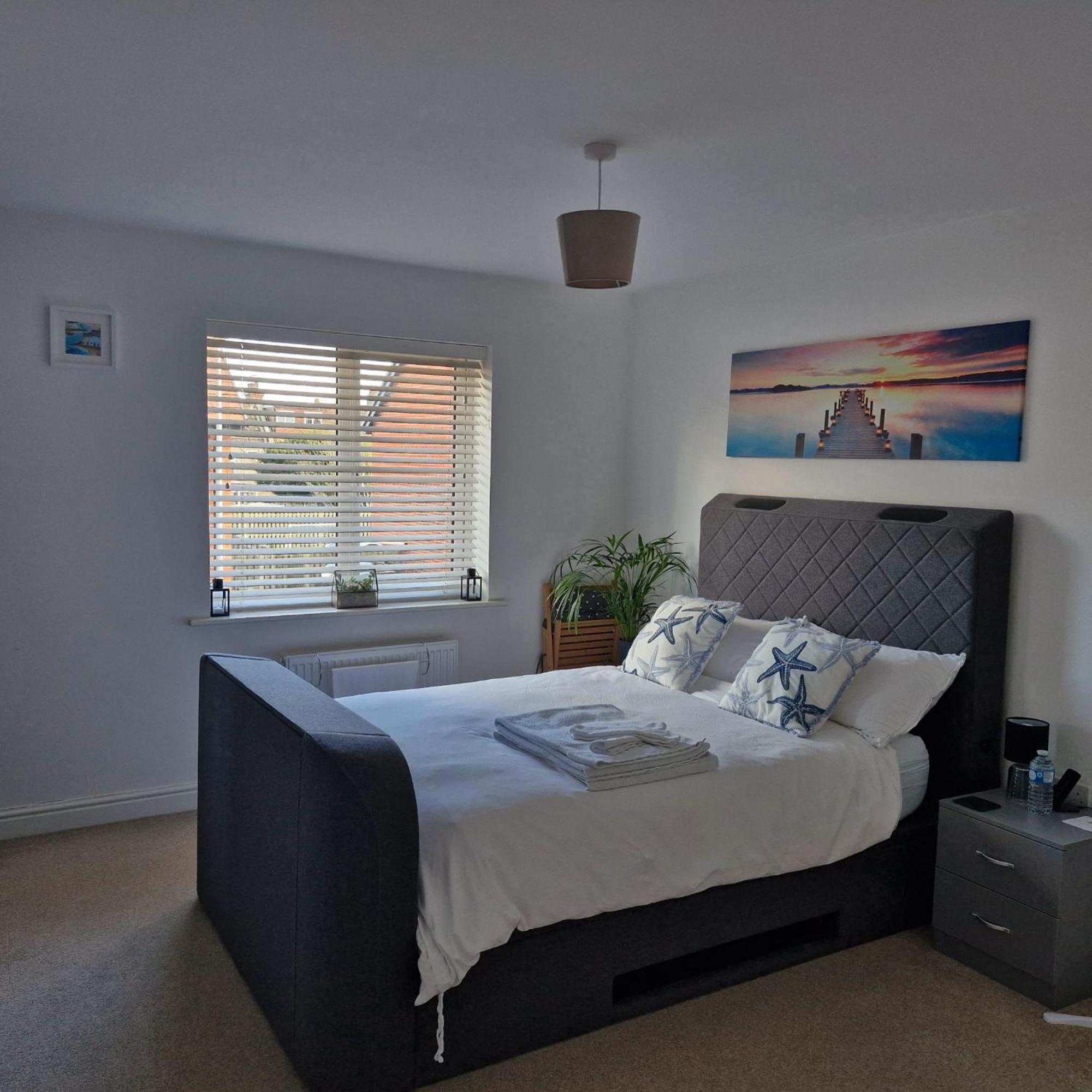 Modern Double Room With En-Suite, Parking & Fast Wifi - Close To Beach 샌드게이트 외부 사진